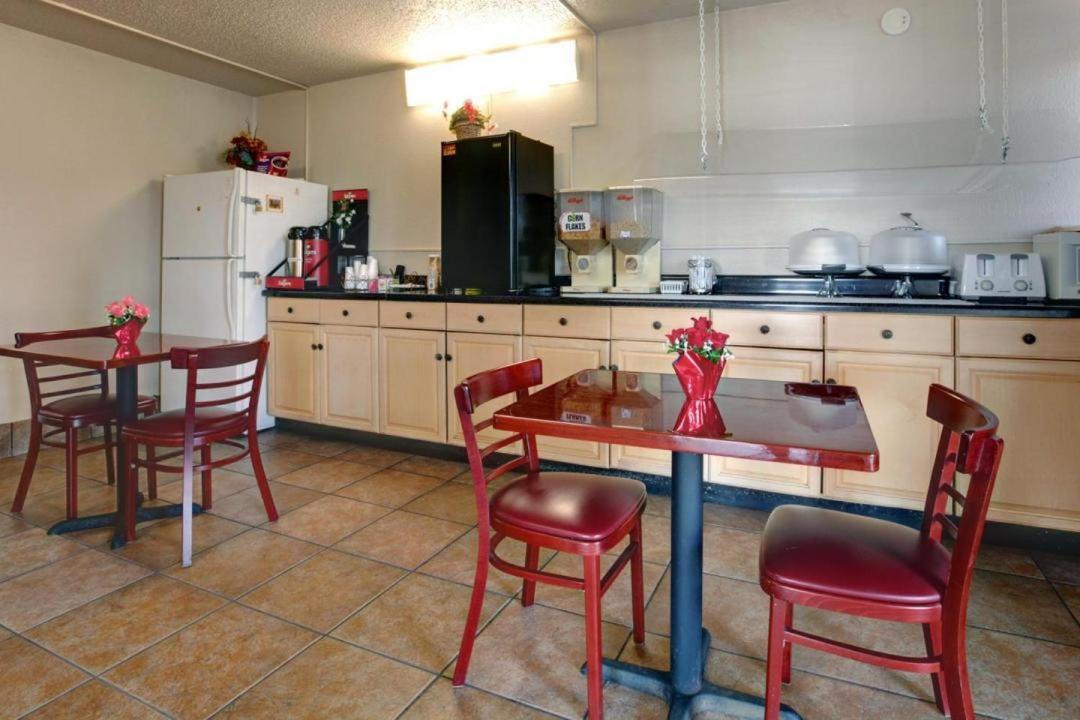 Americas Best Value Inn Alachua Ngoại thất bức ảnh